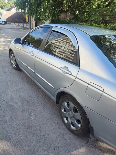 Kia Cerato 2007 - 1