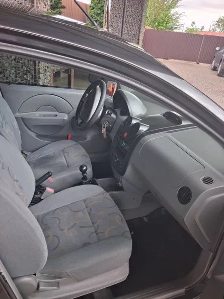 Chevrolet Aveo 2005 - 5