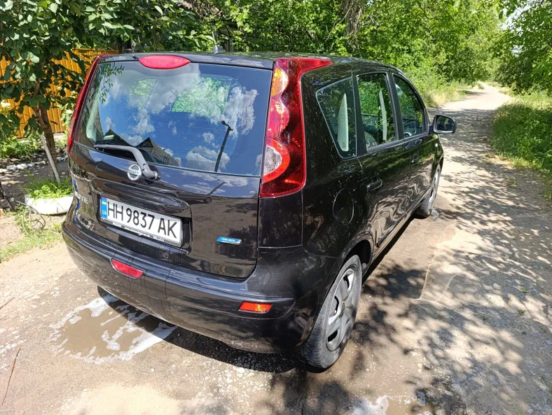 Nissan Note 2009 - 10