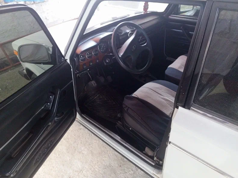 Lada (ВАЗ) 2106 1989 - 1