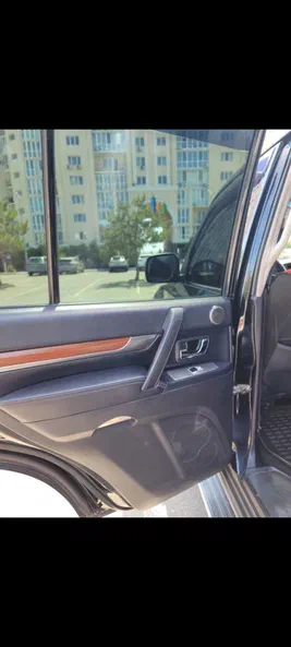 Mitsubishi Pajero 2008 - 12