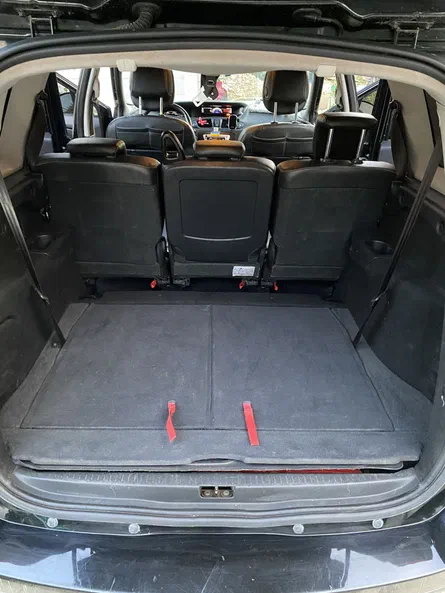 Renault Scenic 2013 - 1