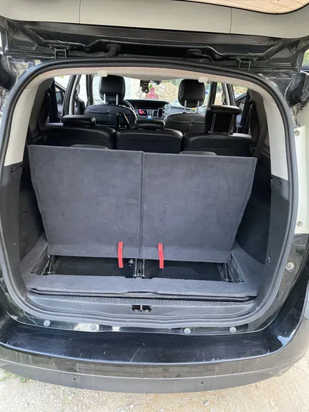 Renault Scenic 2013 - 17