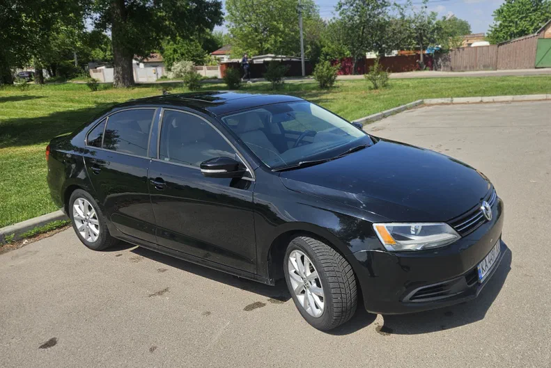 Volkswagen Jetta 2012 - 1
