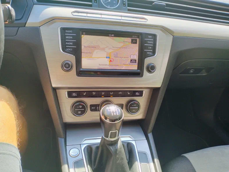 Volkswagen Passat 2016 - 6
