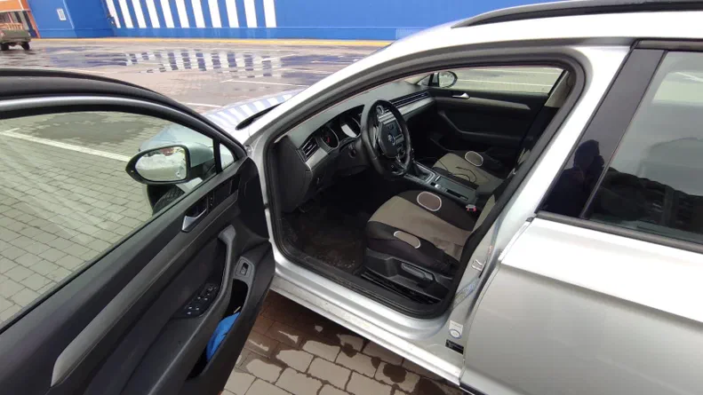 Volkswagen Passat 2016 - 4