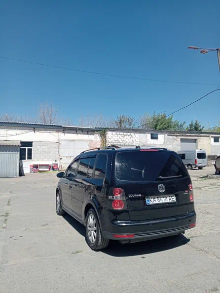 Volkswagen Touran 2009 - 3