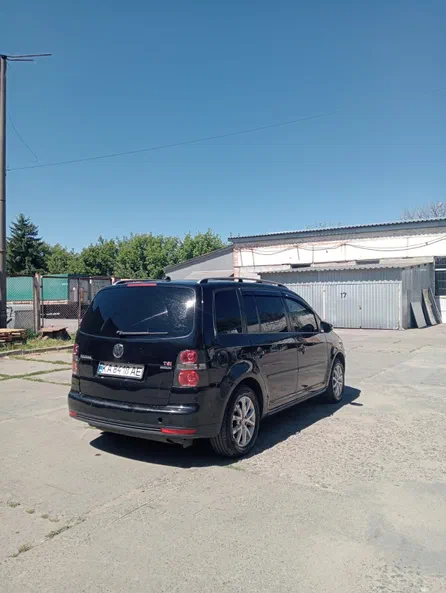Volkswagen Touran 2009 - 2