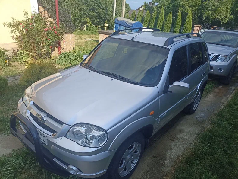 Chevrolet Niva 2011 - 10