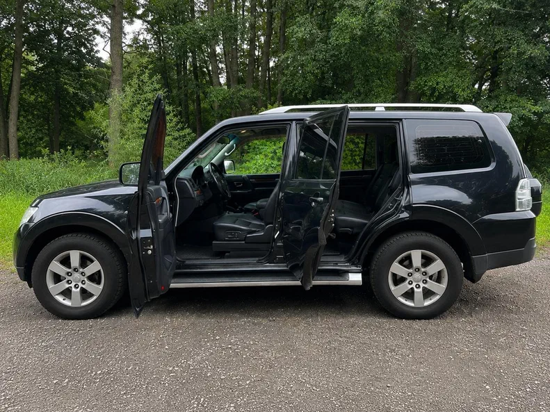Mitsubishi Pajero 2008 - 3