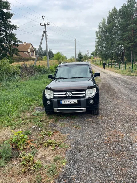 Mitsubishi Pajero 2008 - 1