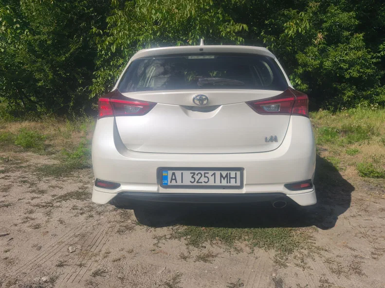 Toyota Corolla 2016 - 9