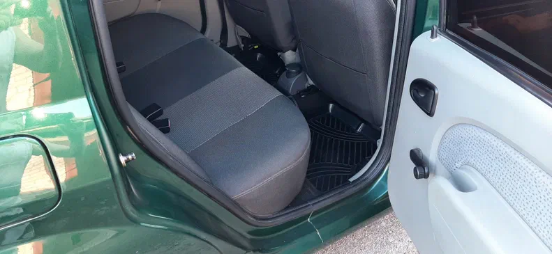 Dacia Logan 2006 - 6