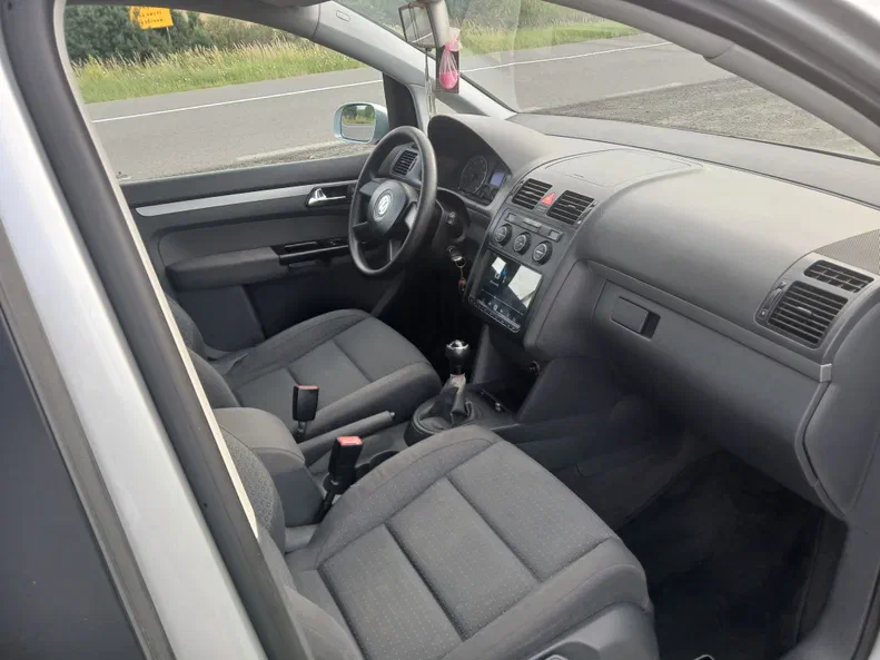 Volkswagen Touran 2004 - 9