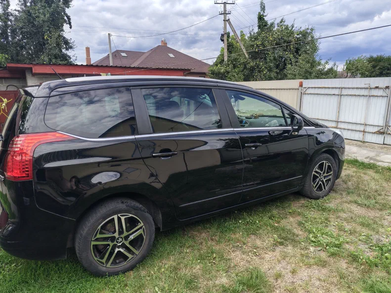 Peugeot 5008 2013 - 6