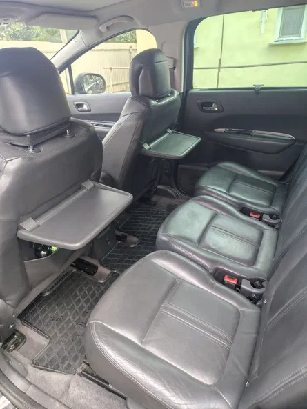 Peugeot 5008 2013 - 9