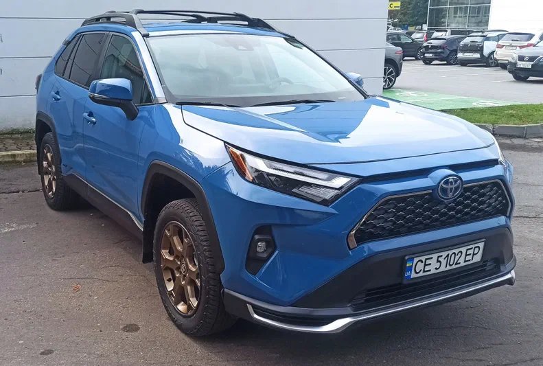 Toyota RAV4 2023 - 2