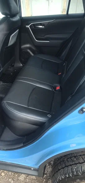 Toyota RAV4 2023 - 7