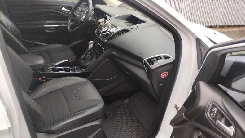 Ford Kuga 2013 - 4