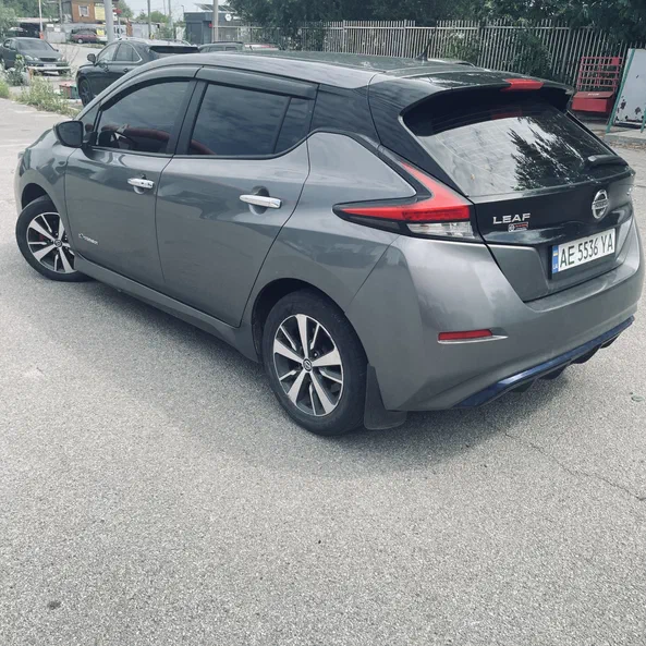 Nissan Leaf 2019 - 16