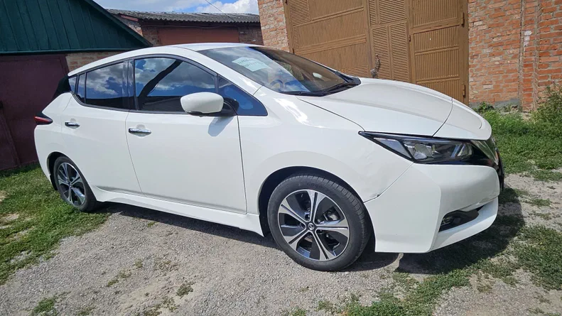 Nissan Leaf 2021 - 15