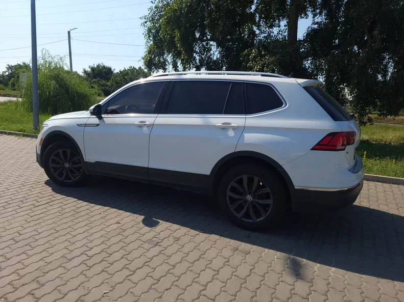 Volkswagen Tiguan 2022 - 10