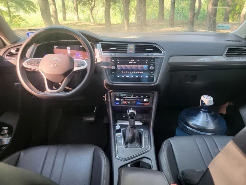 Volkswagen Tiguan 2022 - 5