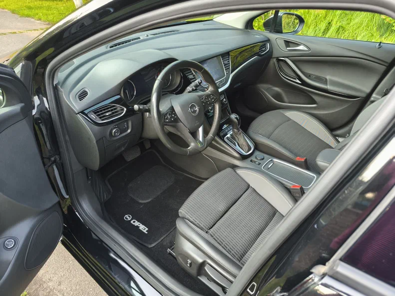 Opel Astra 2021 - 10