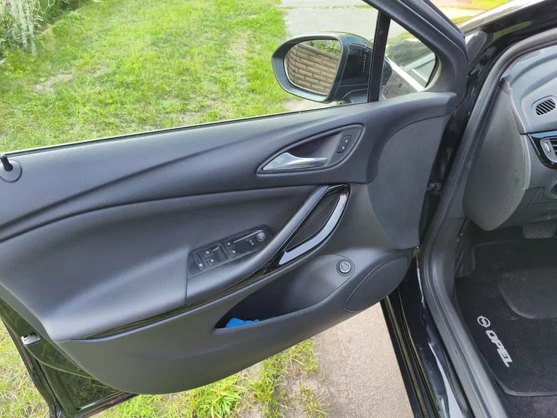 Opel Astra 2021 - 11