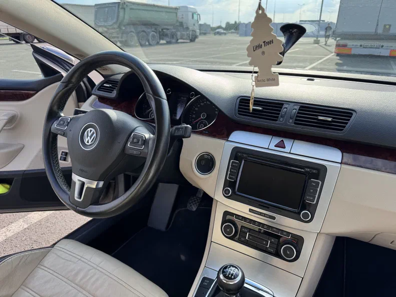 Volkswagen Passat CC 2008 - 2
