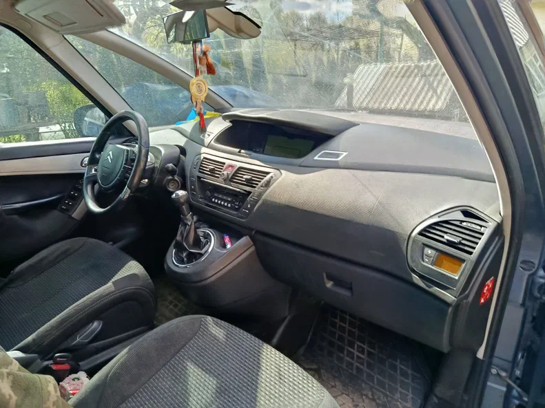 Citroen C4 Picasso 2008 - 13