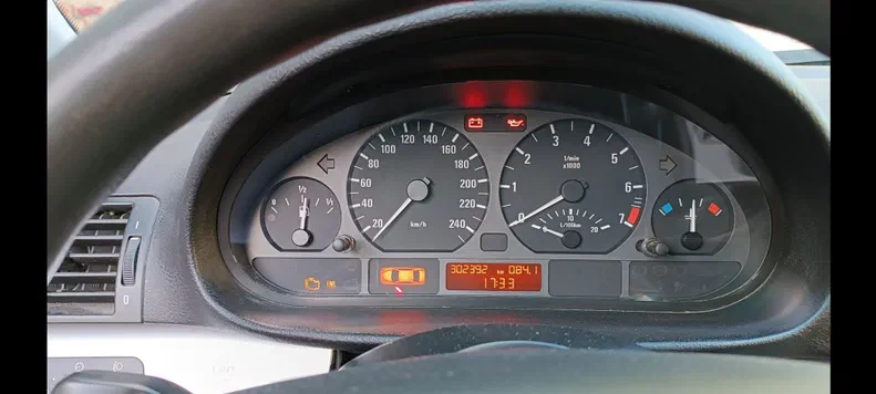 BMW 3 серія 2004 - 7