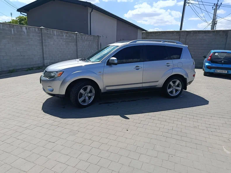 Mitsubishi Outlander 2008 - 2