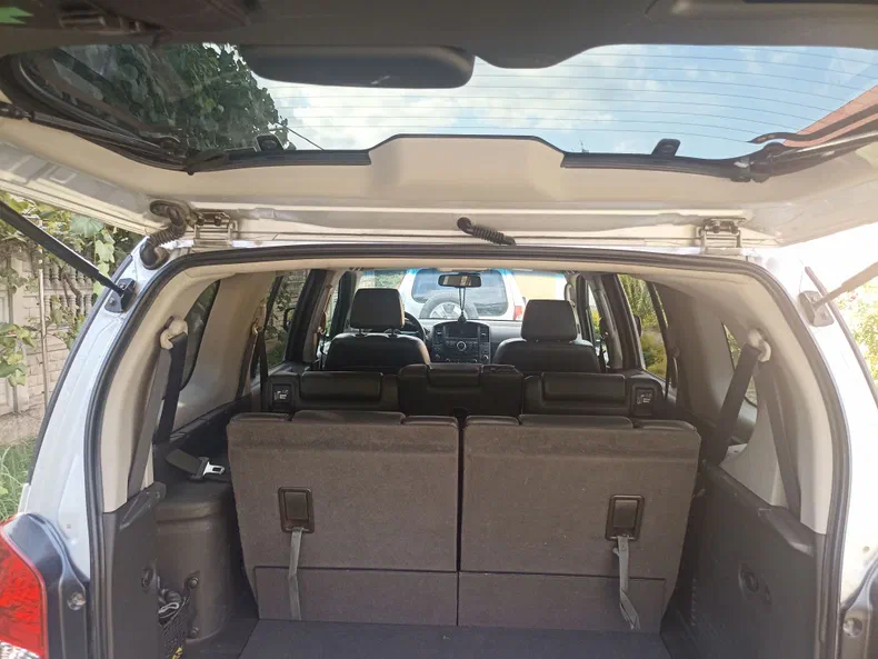 Nissan Pathfinder 2010 - 19