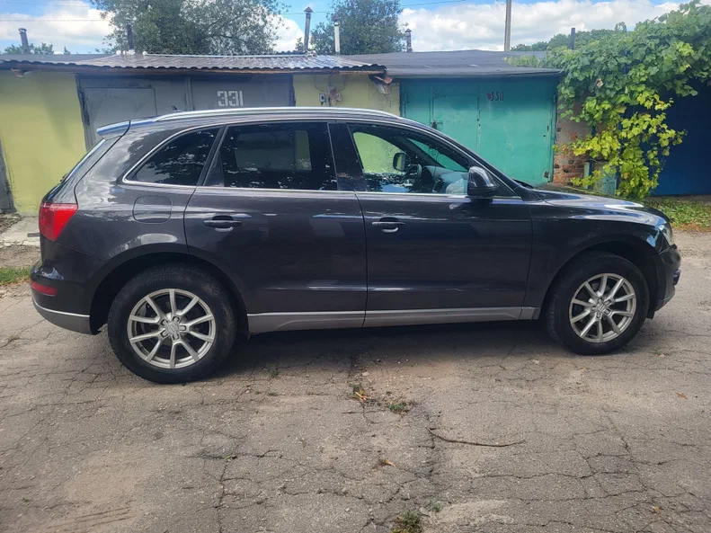 Audi Q5 2011 - 12
