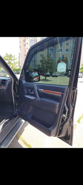 Mitsubishi Pajero 2008 - 11