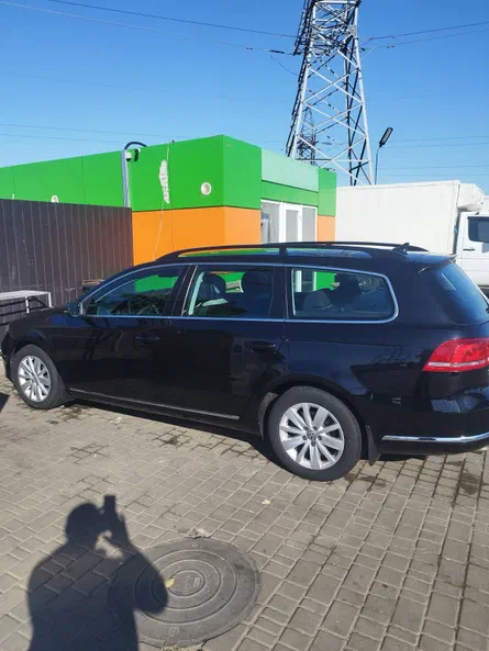 Volkswagen Passat 2011 - 3