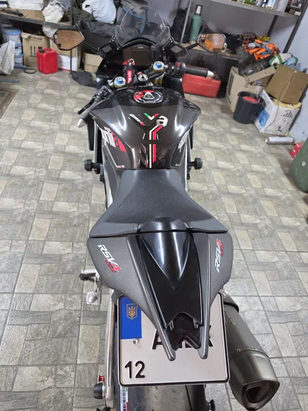 Aprilia RSV4 2019 - 6