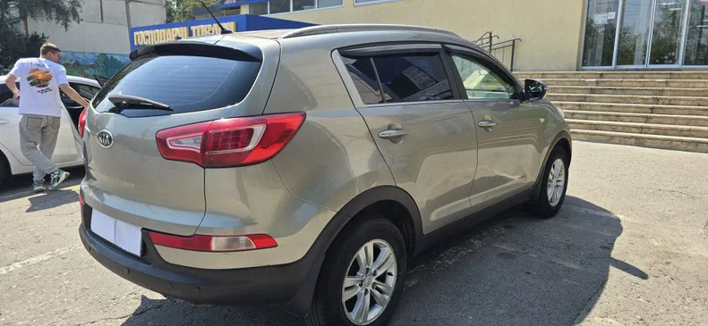 Kia Sportage 2012 - 11