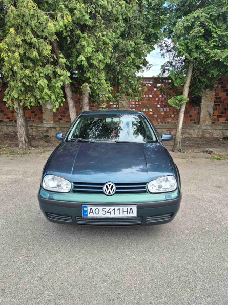 Volkswagen Golf 2003 - 1