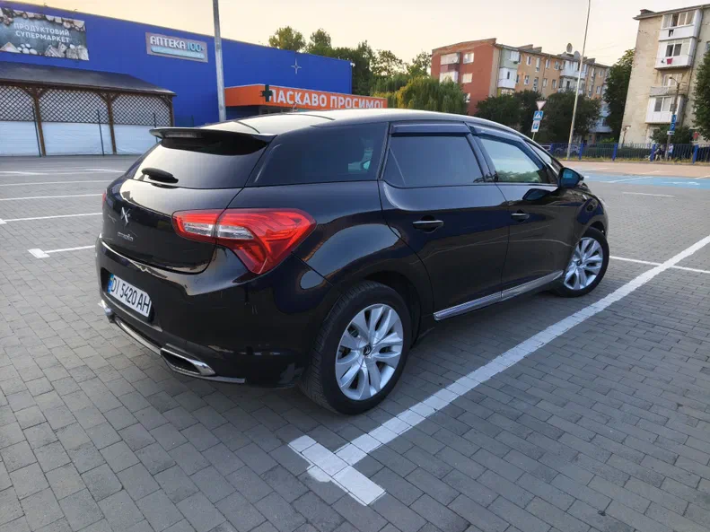 Citroen DS5 2012 - 11