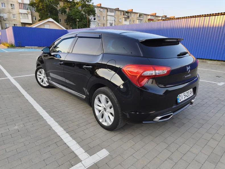 Citroen DS5 2012 - 10