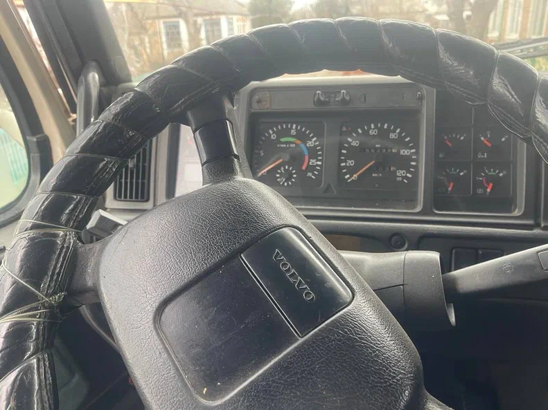 Volvo FH 2001 - 12