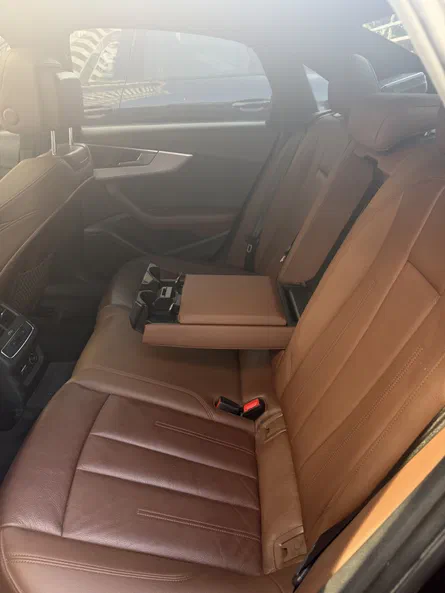 Audi A4 2019 - 9