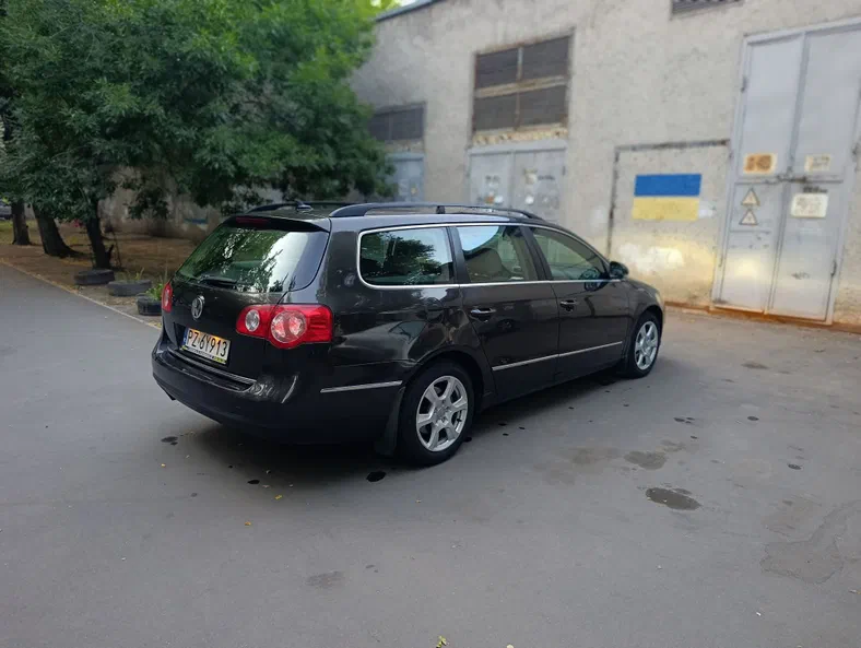 Volkswagen Passat 2008 - 5