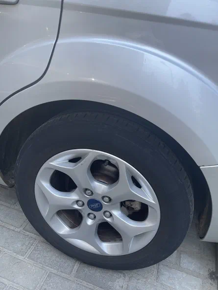 Ford Focus 2010 - 10
