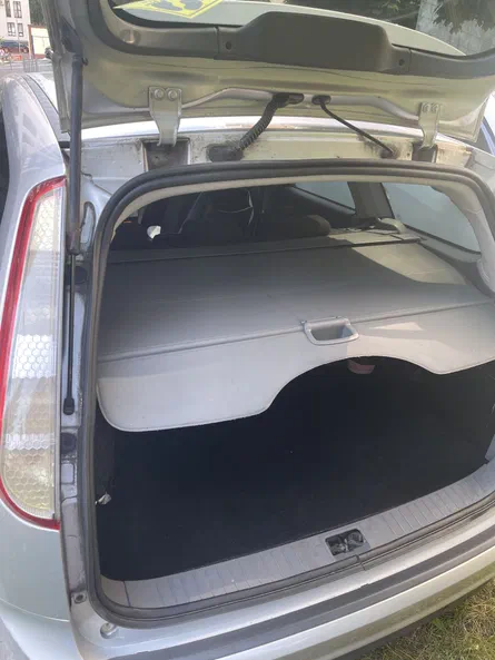Ford Focus 2010 - 8