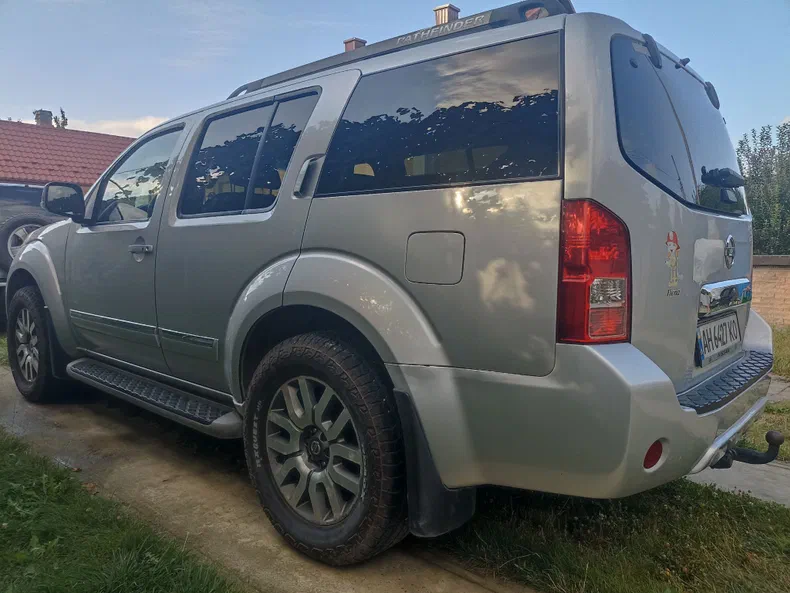 Nissan Pathfinder 2010 - 7