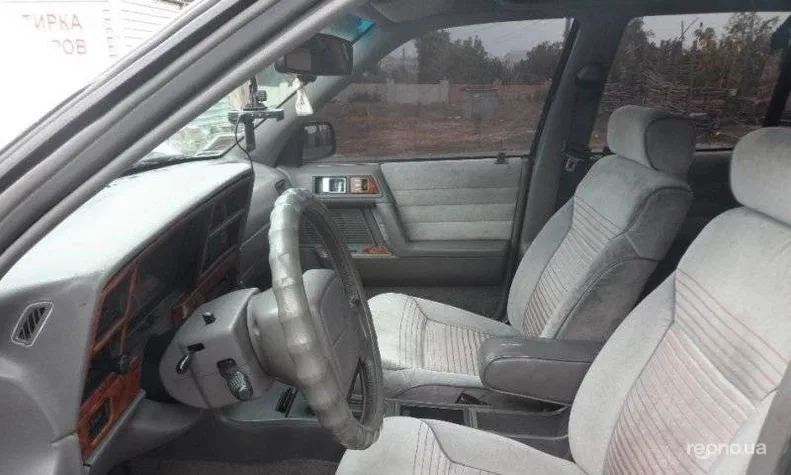 Chrysler Saratoga 1990 - 2