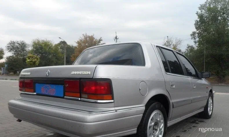 Chrysler Saratoga 1990 - 5